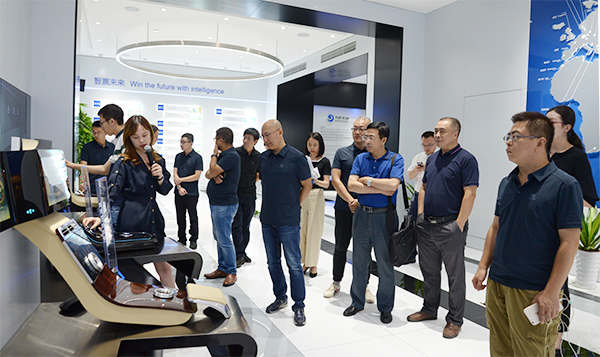 1644565185541856E7F0.jpg 一汽大众 DSC_4880 官网使用.jpg