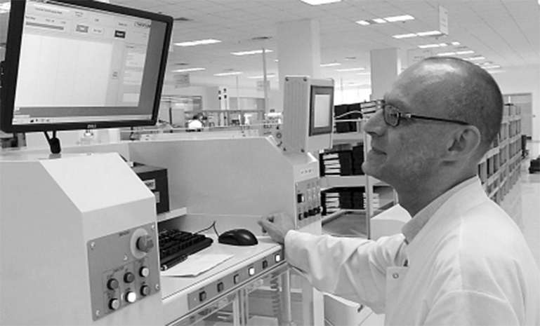 1669875041755035BE5D.jpg 中国工程院汽车课题组来甬 论道行业热点1.jpg