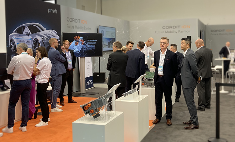 16939871624376336807.jpg 慕尼黑车展 官网使用.jpg